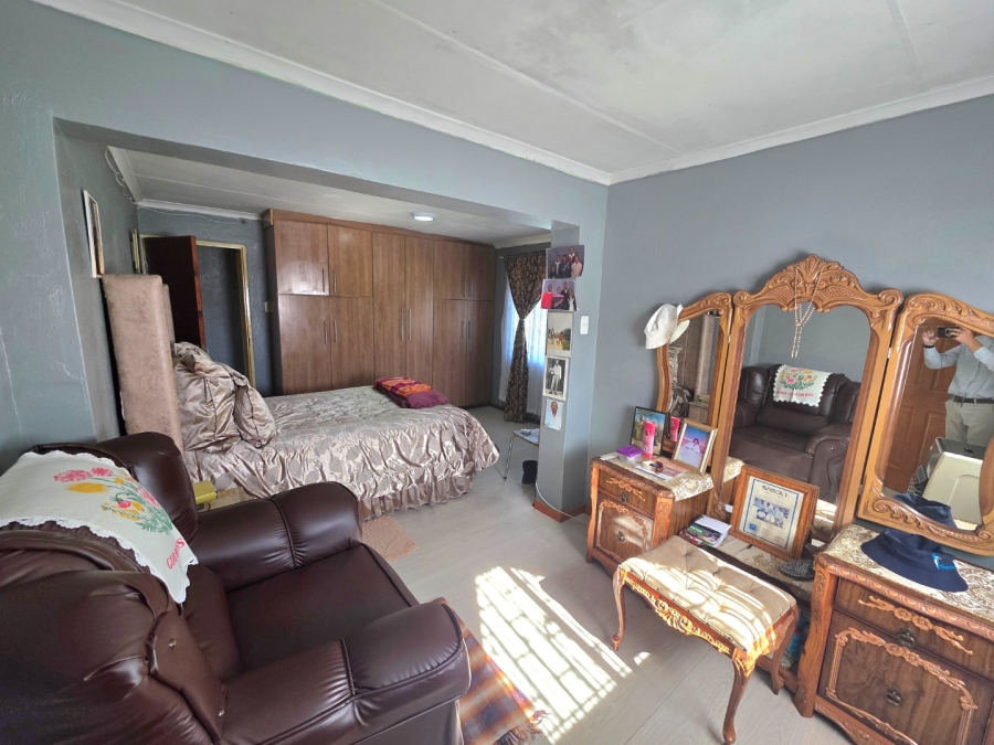 3 Bedroom Property for Sale in Bohlokong Free State